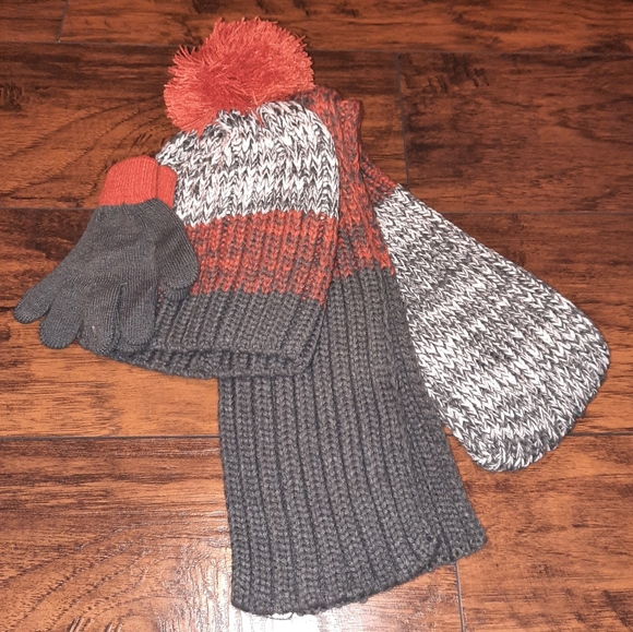 Toby Signature 3PC Children Hat, Scarf & Mittens 4-20 - Picture 1 of 6